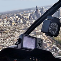 6/22/2016 tarihinde Sky River Helicoptersziyaretçi tarafından Sky River Helicopters'de çekilen fotoğraf