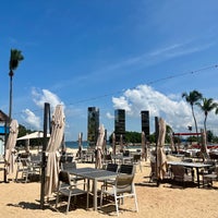 Photo taken at Ola Beach Club by Foodtraveler_theworld on 6/16/2023