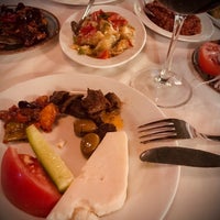 Foto diambil di Bağlarbaşı Restaurant oleh Rana  pada 10/5/2022