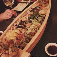 Снимок сделан в Sushi Momo Végétalien пользователем A B. 10/12/2018