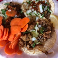 12/16/2019 tarihinde Théo B.ziyaretçi tarafından Tacos La Potranca De Jalisco'de çekilen fotoğraf