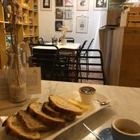 12/8/2019 tarihinde Théo B.ziyaretçi tarafından Tamper! Espresso Bar'de çekilen fotoğraf