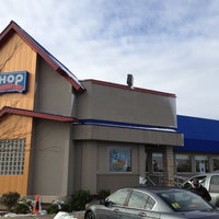 ihop jersey gardens mall