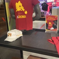 Photo taken at AS Roma Store by Mohammed on 9/30/2022