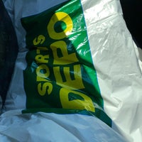 スポーツデポ Sporting Goods Shop In 泉佐野市