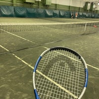 Foto tomada en Midtown Tennis Club  por Yue P. el 8/4/2022