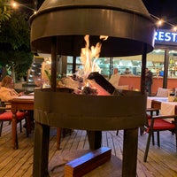 Foto diambil di Lotis Restoran&amp;amp;Bistro oleh Elif pada 10/23/2022