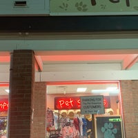 Photo taken at The Pet Emporium by Owl _. on 9/11/2020