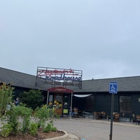 Photo taken at Zingerman&amp;#39;s Roadhouse by Owl _. on 9/5/2022