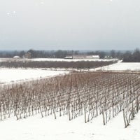 รูปภาพถ่ายที่ Arrowhead Spring Vineyards โดย Brian H. เมื่อ 12/1/2013