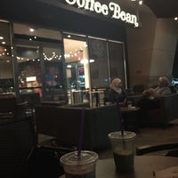 Photo taken at The Coffee Bean &amp;amp; Tea Leaf by BM on 9/25/2016