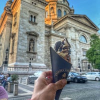Photo taken at St. Stephen&amp;#39;s Basilica by Mehmet Ali A. on 4/13/2024