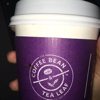 Photo taken at The Coffee Bean &amp;amp; Tea Leaf by Noor A. on 5/6/2017