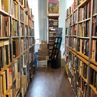9/8/2018にBleekaluchiがWord Up: Community Bookshop/Libreriaで撮った写真