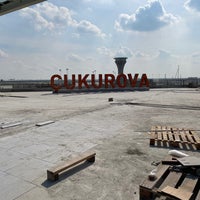 Foto scattata a Çukurova Bölgesel Havalimanı Şantiyesi da Yavuz K. il 2/23/2024