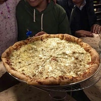 Foto tirada no(a) Pizza Zú por Jawi R. em 12/1/2016