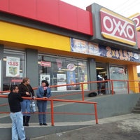 Photo taken at OXXO by Leandro N. on 11/3/2012