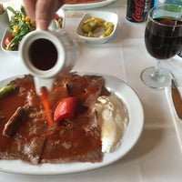 Photo taken at Şan İskender by Tlg on 10/4/2016