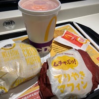 Photo taken at McDonald&amp;#39;s by 伯爵 on 11/26/2019
