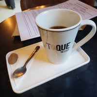 Foto diambil di Toque de Café oleh Fernando K. pada 9/24/2018