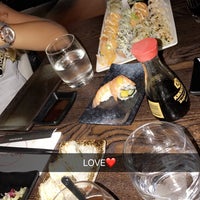 Foto scattata a Mo-Jo sushi da Busra Y. il 8/10/2017