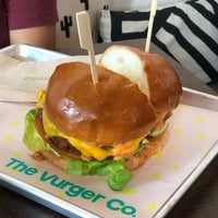 Foto diambil di The Vurger Co oleh Léo M. pada 6/30/2019