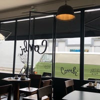 Foto tirada no(a) Combi Coffee Co. por Léo M. em 10/28/2019