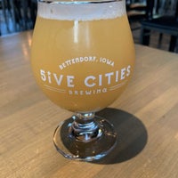 Снимок сделан в Five Cities Brewing, LLC пользователем Jim C. 8/5/2022