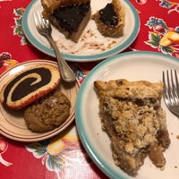 Photo taken at Hoosier Mama Pie Co. by Christopher B. on 11/7/2019