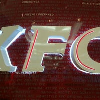 12/20/2015에 Shimmer X.님이 KFC에서 찍은 사진