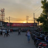 Photo taken at Suvarnabhumi Plaza Market by CHOTIARTT on 9/7/2019