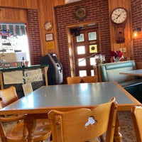 Photo taken at Lake Aire Restaurant by Bobby S. on 12/28/2020