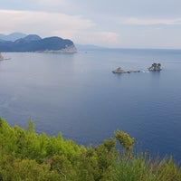 Photo taken at Šetalište Petrovac - Reževići by Ümit U. on 9/8/2018