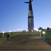 Photo taken at Монумент Матери-Покровительницы by Ümit U. on 8/13/2019
