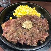 Photo taken at Ikinari Steak by Shunsuke A. on 12/21/2017