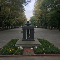 Photo taken at Площадь Героев by Jånêk on 8/21/2016