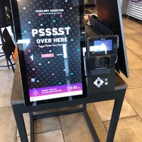 Photo taken at Taco Bell by Nuri P. on 10/16/2018