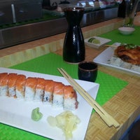 รูปภาพถ่ายที่ Sushi Seven โดย Traci M. เมื่อ 11/2/2013
