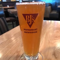 Photo taken at BJ&amp;#39;s Restaurant &amp;amp; Brewhouse by Ron D. on 4/20/2018