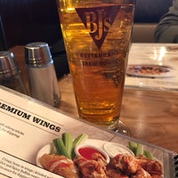 Photo taken at BJ&amp;#39;s Restaurant &amp;amp; Brewhouse by Ron D. on 2/20/2019