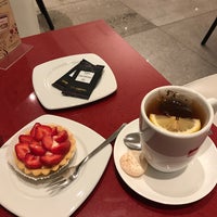 9/8/2017 tarihinde Ольга O.ziyaretçi tarafından Café Mademoiselle'de çekilen fotoğraf