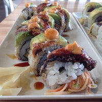 รูปภาพถ่ายที่ Freestyle Sushi โดย Justin J. เมื่อ 1/9/2014