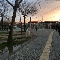 Photo taken at Topkapı Metrobüs Durağı by Raşit A. on 12/31/2017