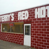 Photo taken at Terry&amp;#39;s Red Hot by Steve N. on 12/6/2012