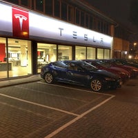 Photo taken at Tesla Motors by Gabriel V. on 10/13/2015
