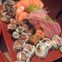 Photo taken at Hai-hai Sushi e Sashimi by Fernanda S. on 11/8/2014