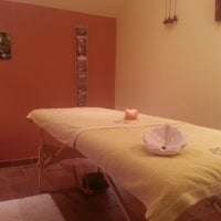 Foto diambil di Mélodie Massages oleh Mélodie Massages pada 1/18/2016