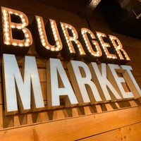 Photo taken at Burger Market - Király u. by Raymond K. on 12/12/2021
