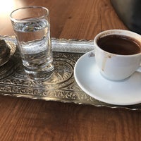 Photo taken at Altın Pamuk Pastanesi by Sümeyye K. on 11/10/2017