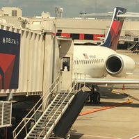 Das Foto wurde bei Flughafen Atlanta Hartsfield-Jackson (ATL) von Justin C. am 7/8/2016 aufgenommen